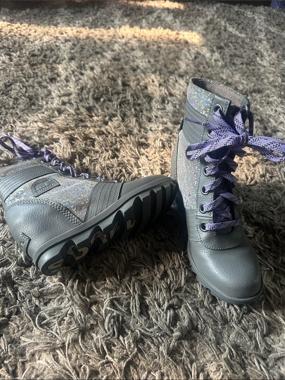 Sorel Grey and Glitter Lace-Up Wedge Boots with Purple Laces